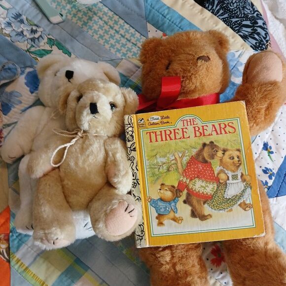 3 Brown and White Teddy Bears with Vintage 1983 Golden Book - The Three Bears - Picture 2 of 8